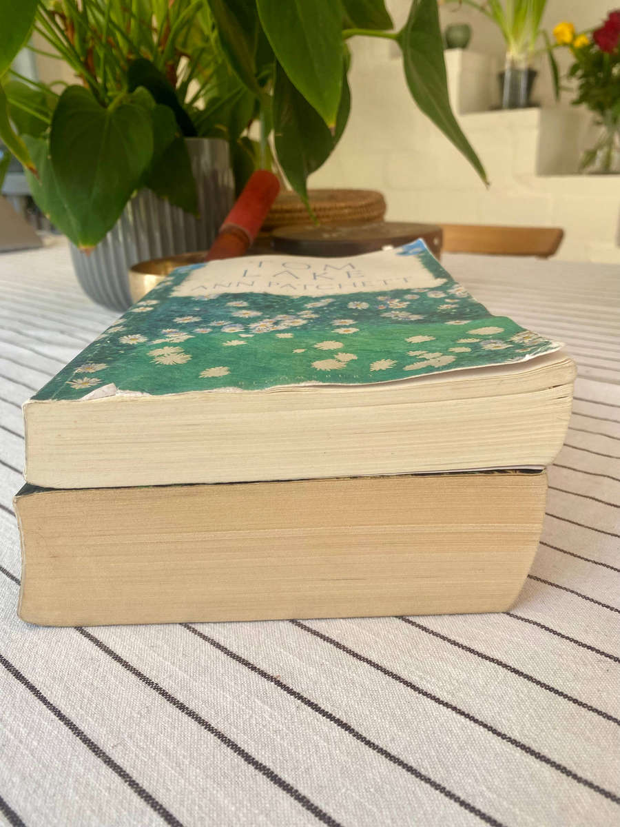 Book Club Favourites Book Bundle: Tom Lake by Ann Patchett & The Lake House by Kate Morton