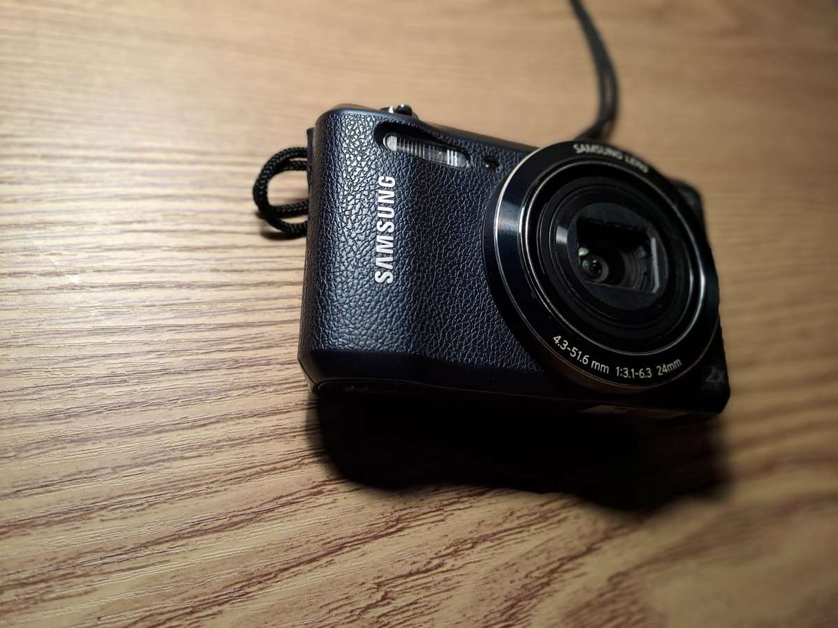 samsung WB35f PRO digital camera