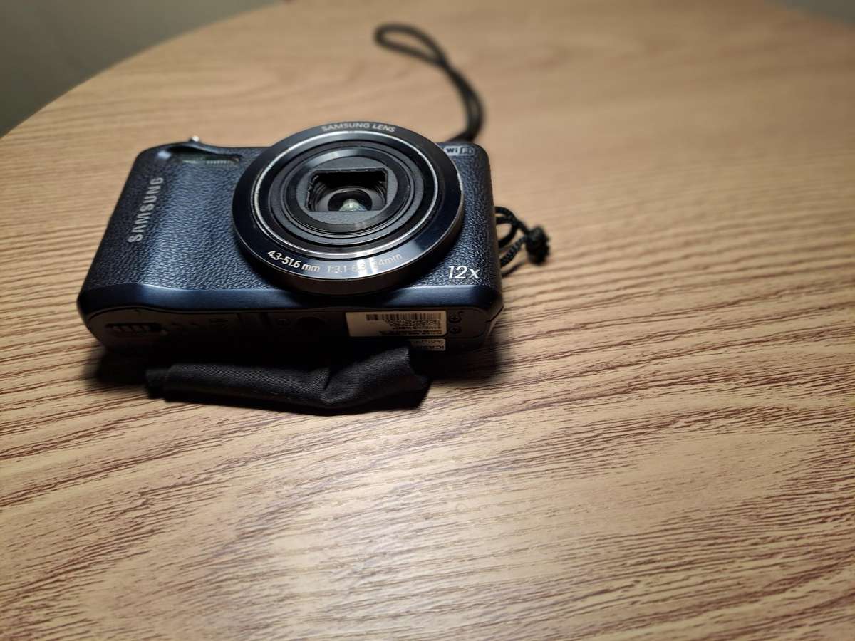 samsung WB35f PRO digital camera