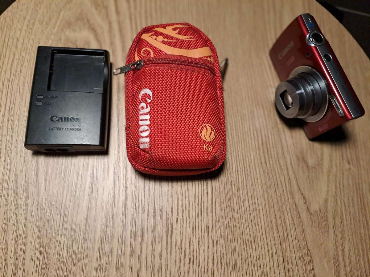 Canon IXUS 145 Digital camera