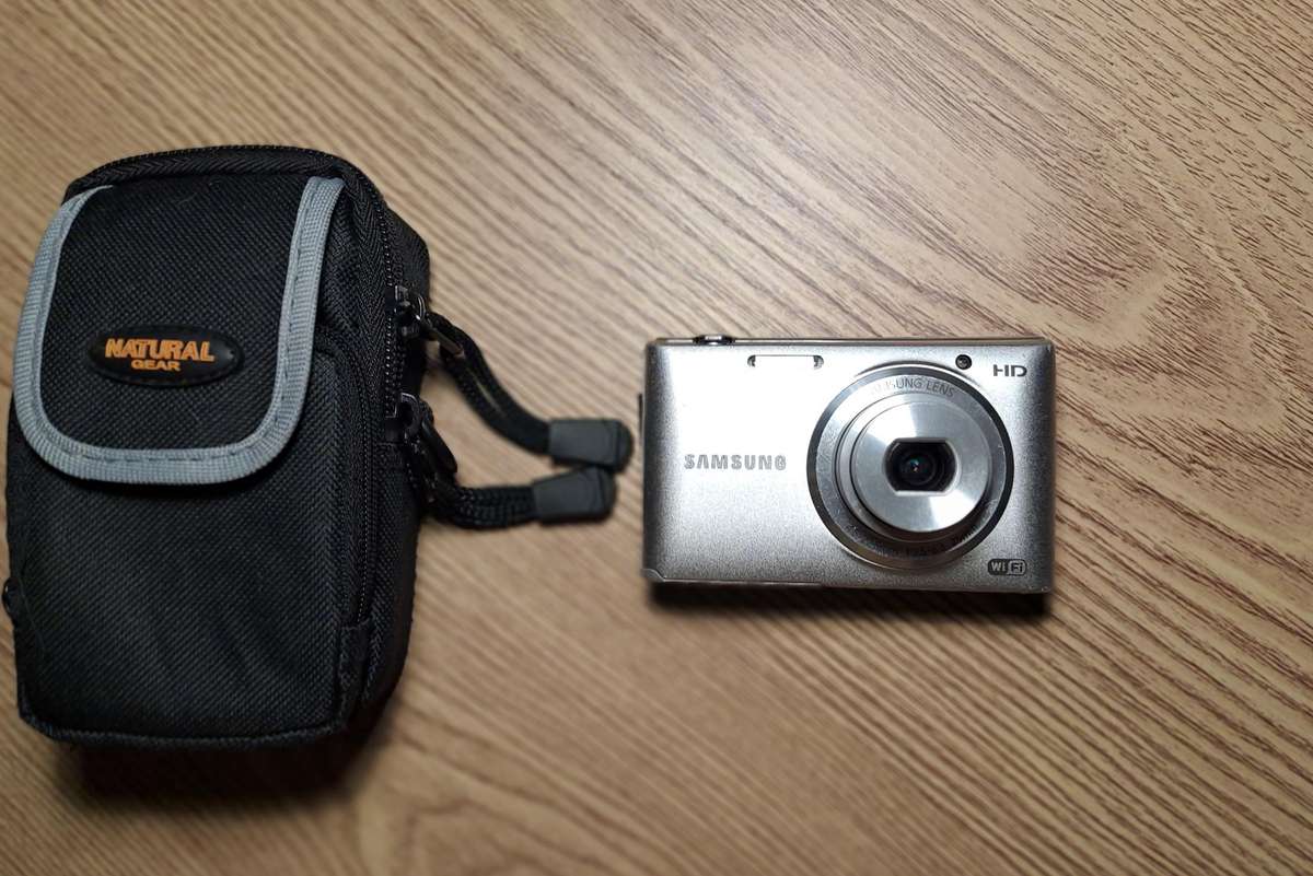 Samsung ST150F digital camera