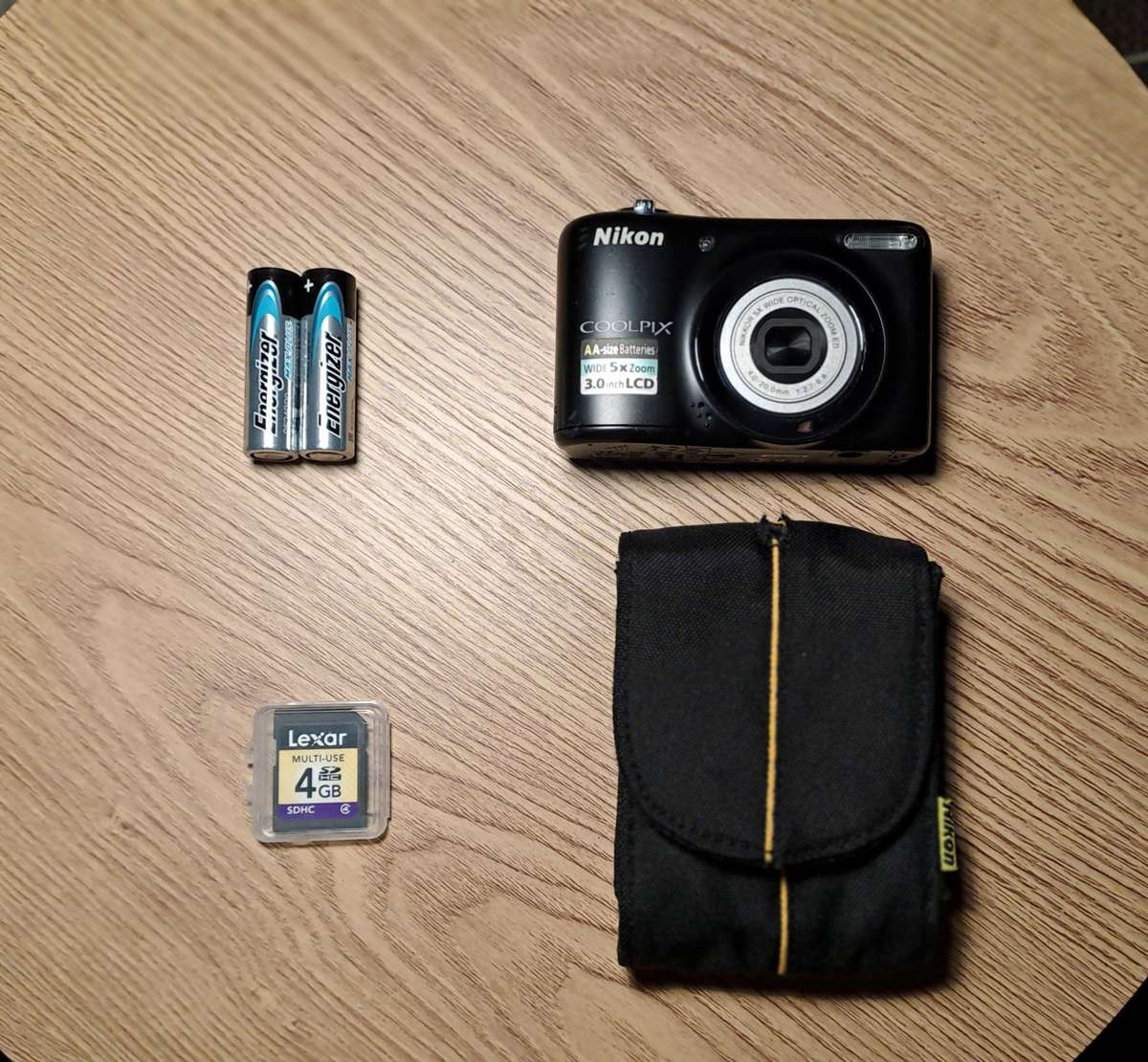 NIKON COOLPIX L25 DIGITAL CAMERA