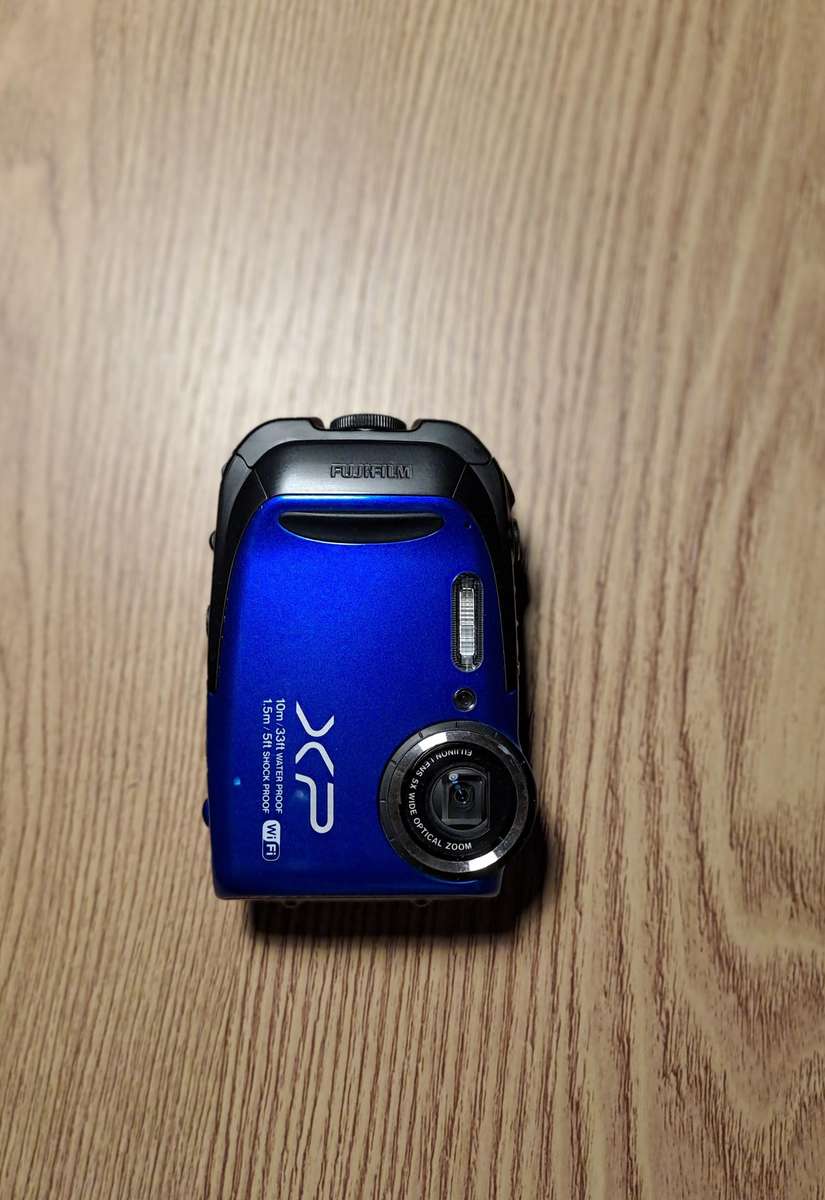 FUJIFILM FINEPIX XP70 RUGGED UNDERWATER DIGITAL CAMERA