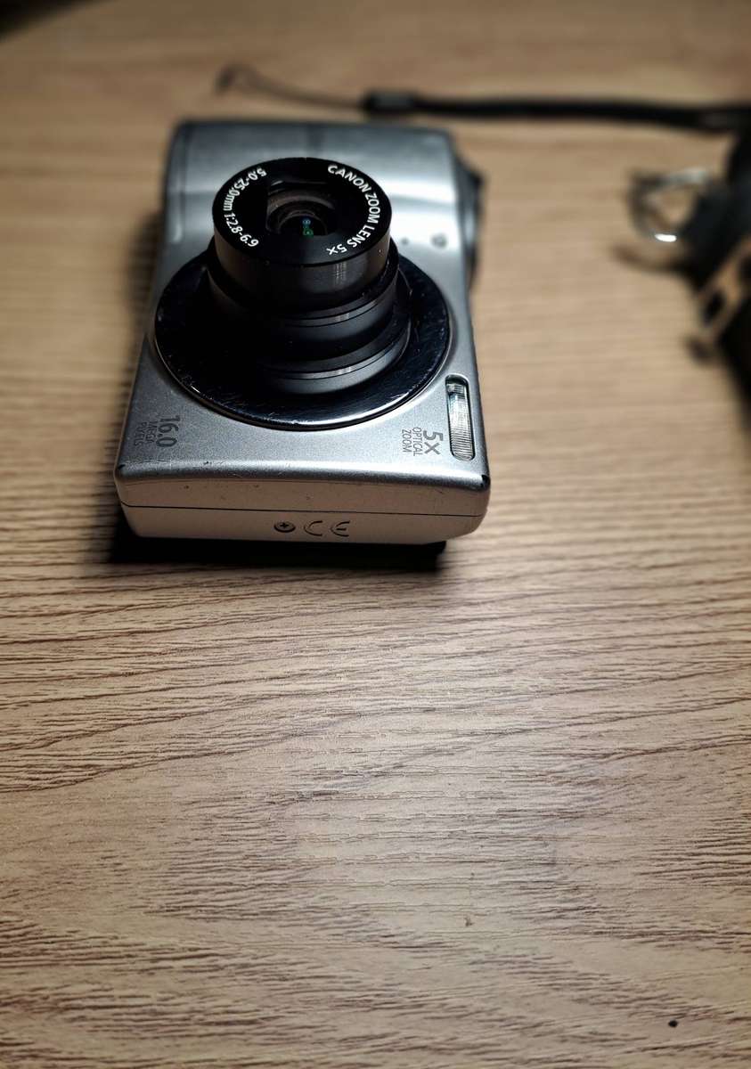 CANON POWERSHOT A810 DIGITAL CAMERA (SIMILAR TO IXUS MODELS)