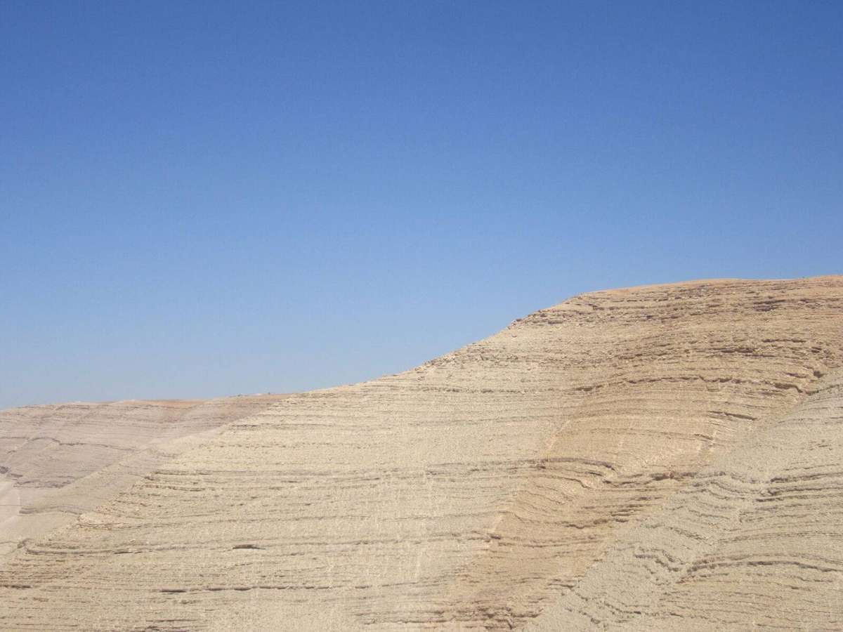 PRISTINE CANON POWERSHOT A2200 DIGITAL