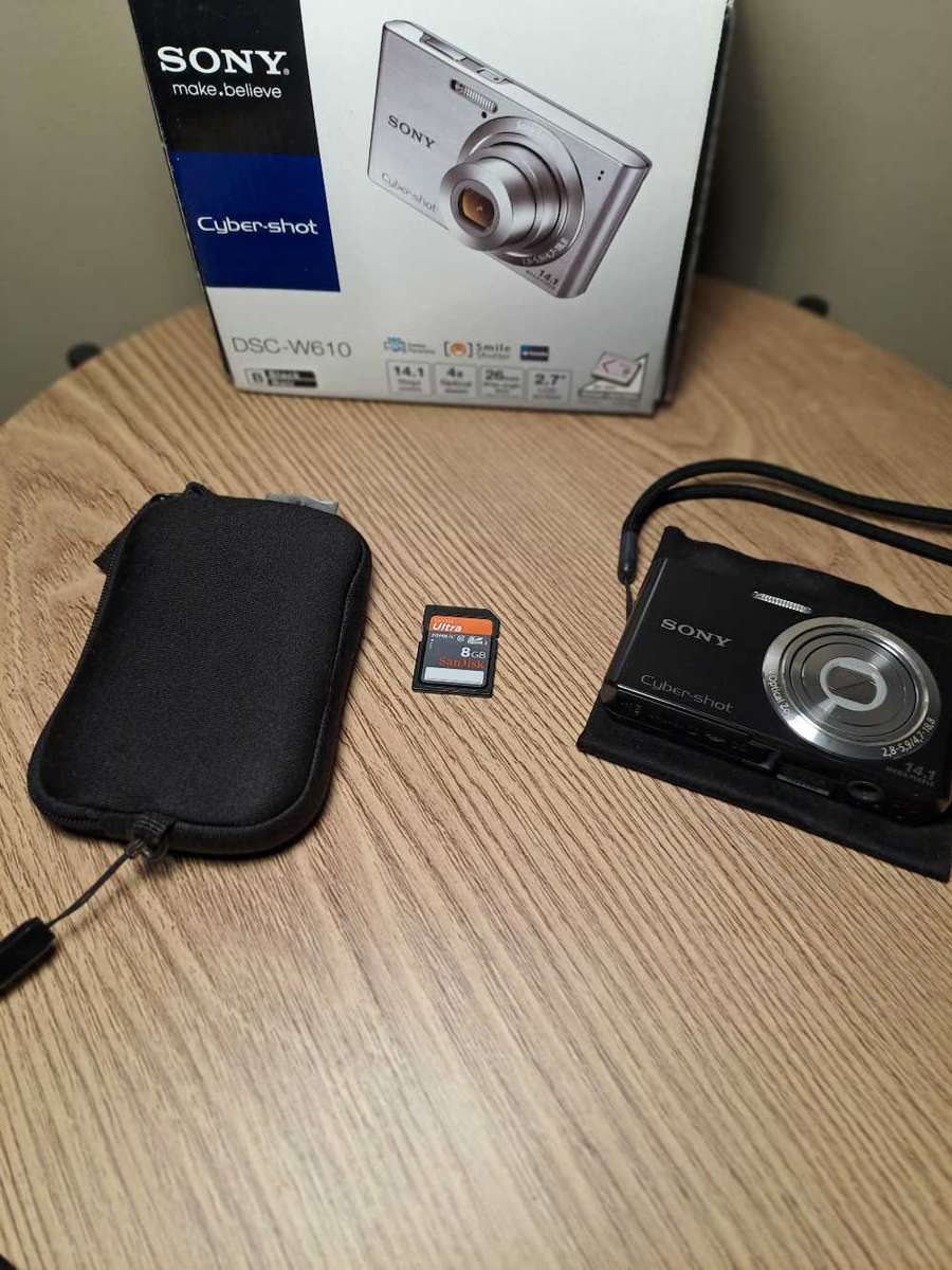 Sony DSC W610 Digital camera bundle