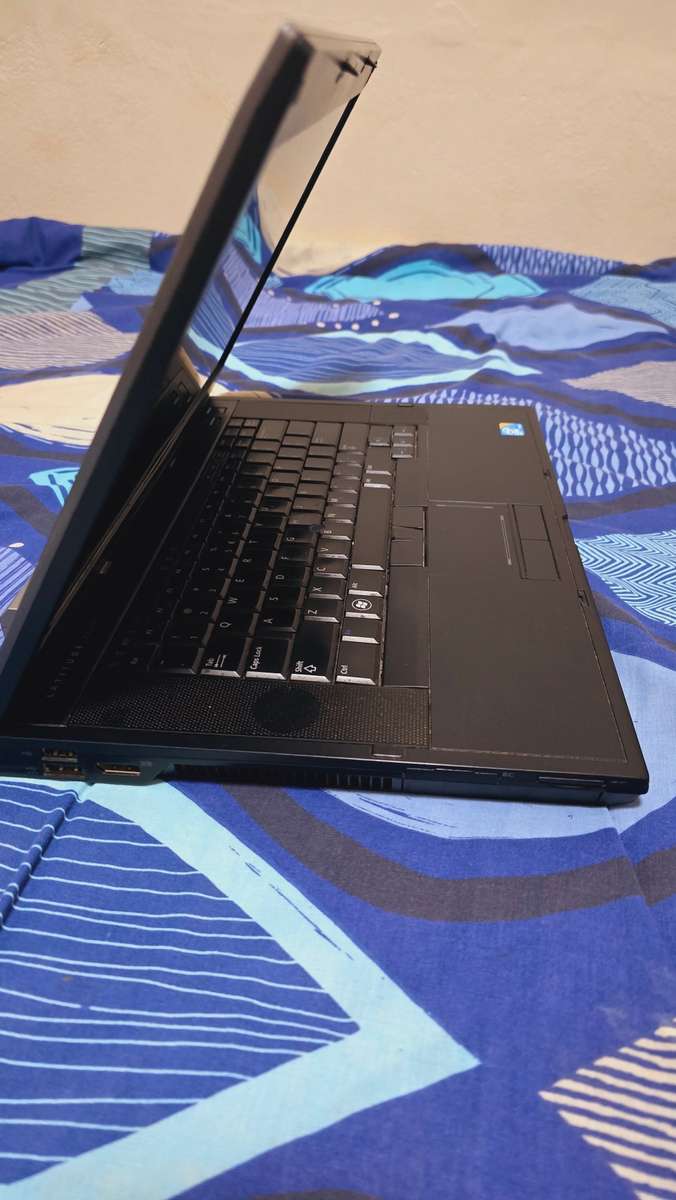 DELL LATITUDE LAPTOP E6510 please read description