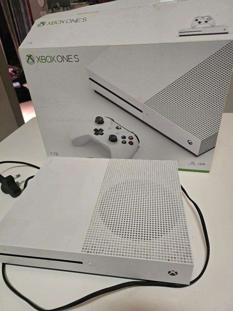 Xbox One S Bundle