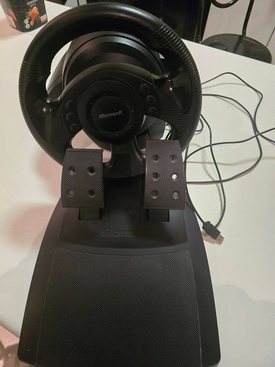 Microsoft side winder racing wheel and pedal