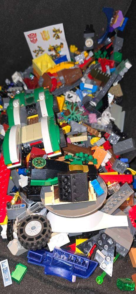 LEGO® Pieces  Bulk Lot 2.5kg Assorted