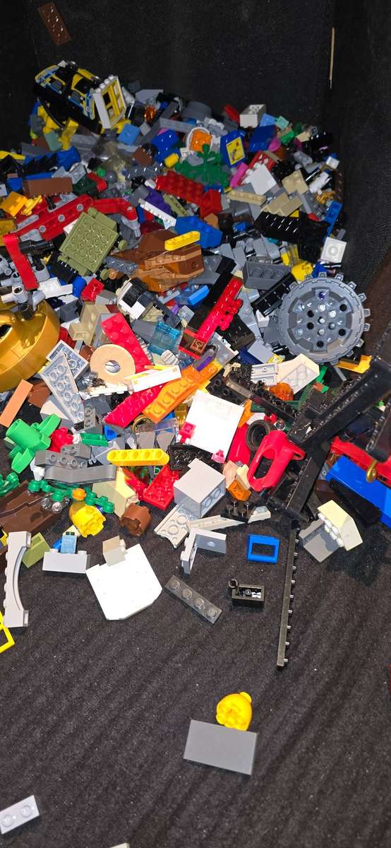 LEGO 2kg Mixed Lot with special pieces
