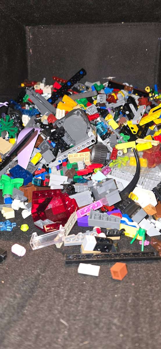 LEGO 2kg Mixed Lot with special pieces