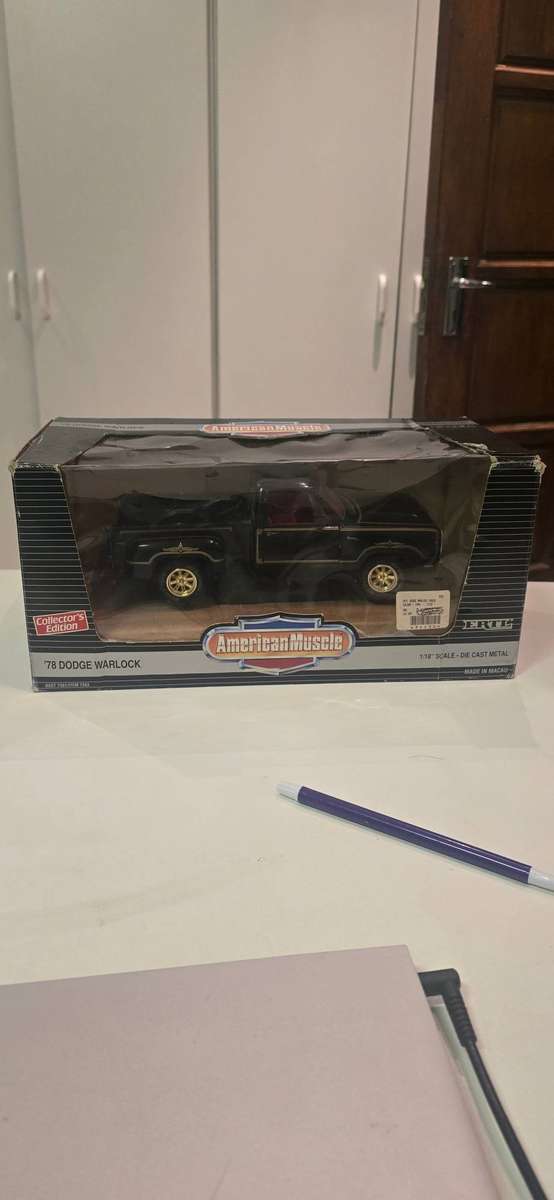 ERTL AMERICAN MUSCLE 78 DODGE WARLOCK DIE CAST SCALE 1/18