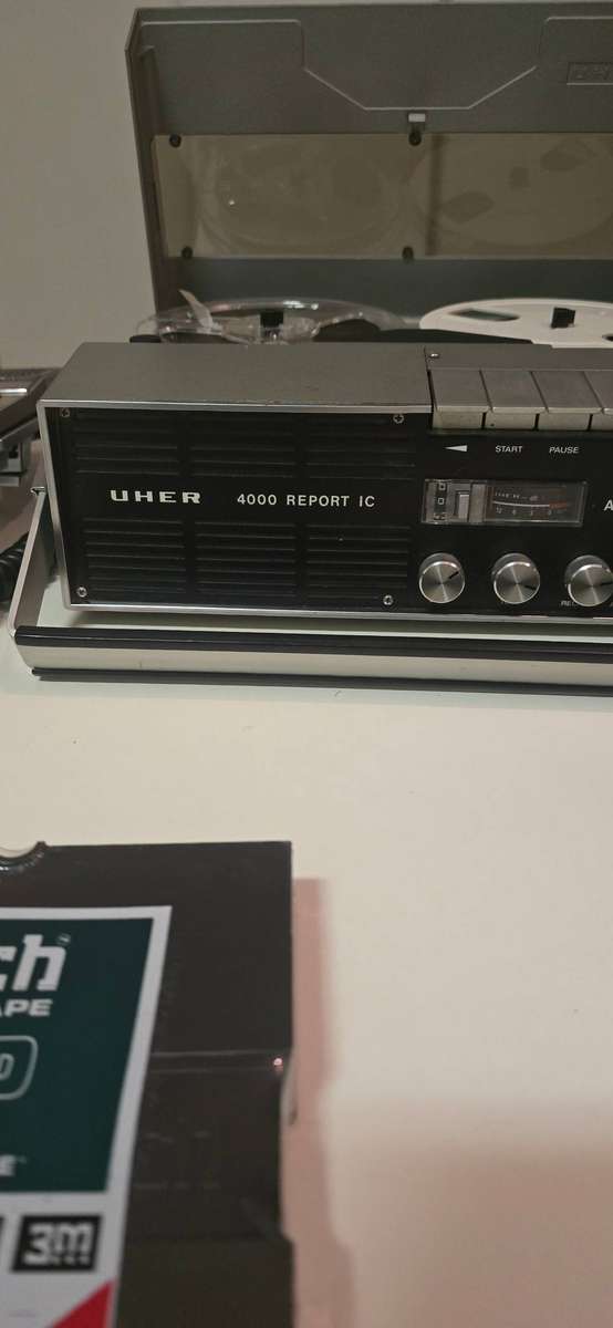 RADIO HISTORY 1967 UHER 4000 AND A 1971 GRUNDIG