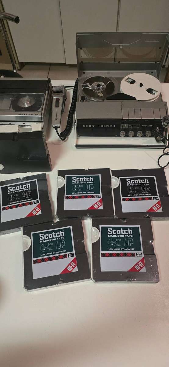 RADIO HISTORY 1967 UHER 4000 AND A 1971 GRUNDIG