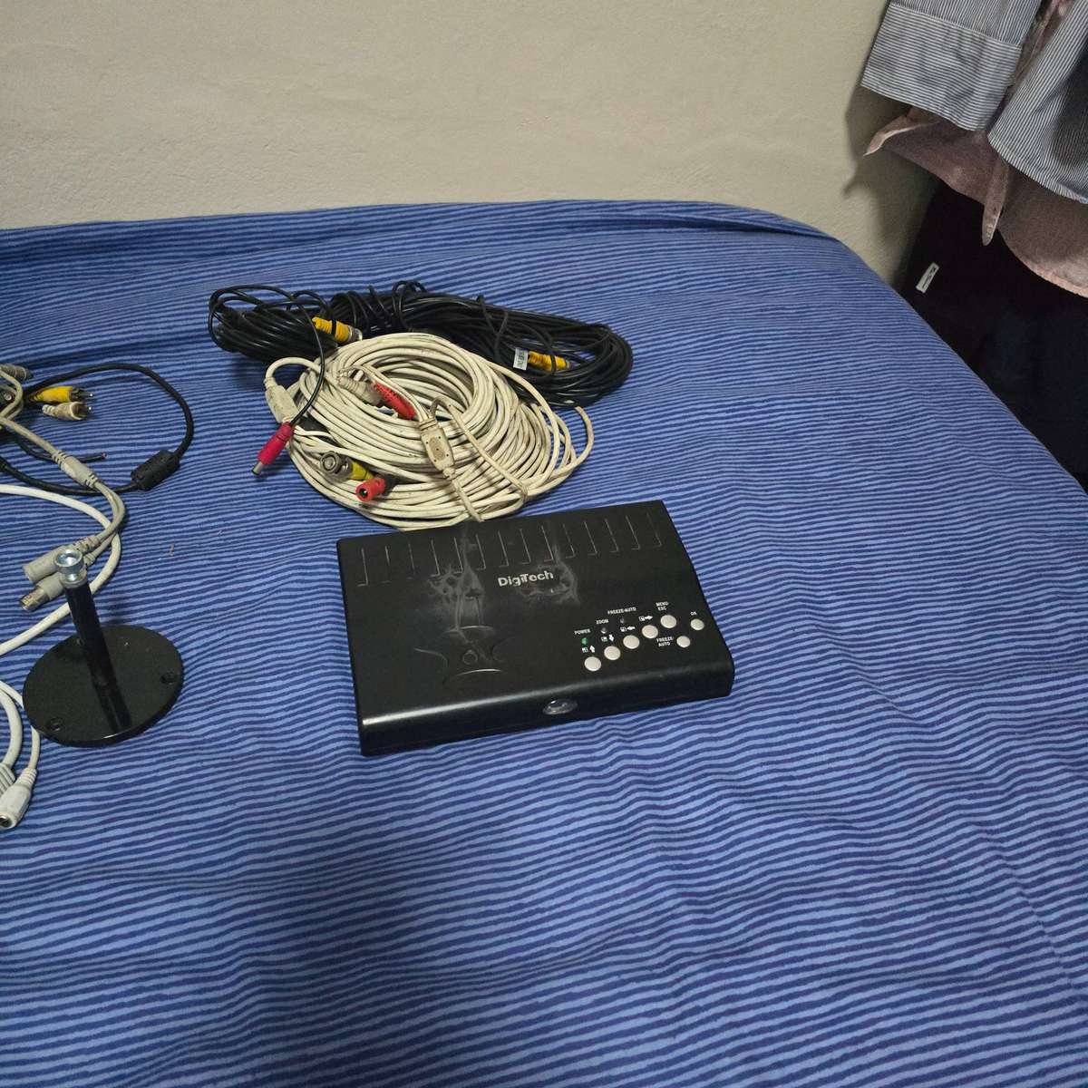 JOB LOT CCTV CAMERA AND EXTRAS