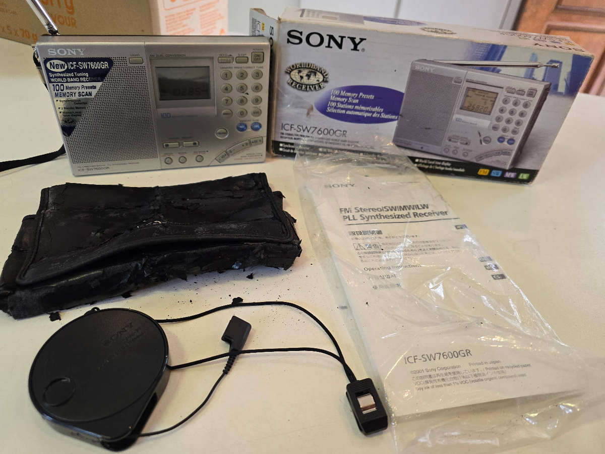 Sony ICF-SW7600GR World Band Radio Receiver