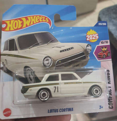 HOTWHEELS LOTUS CORTINA