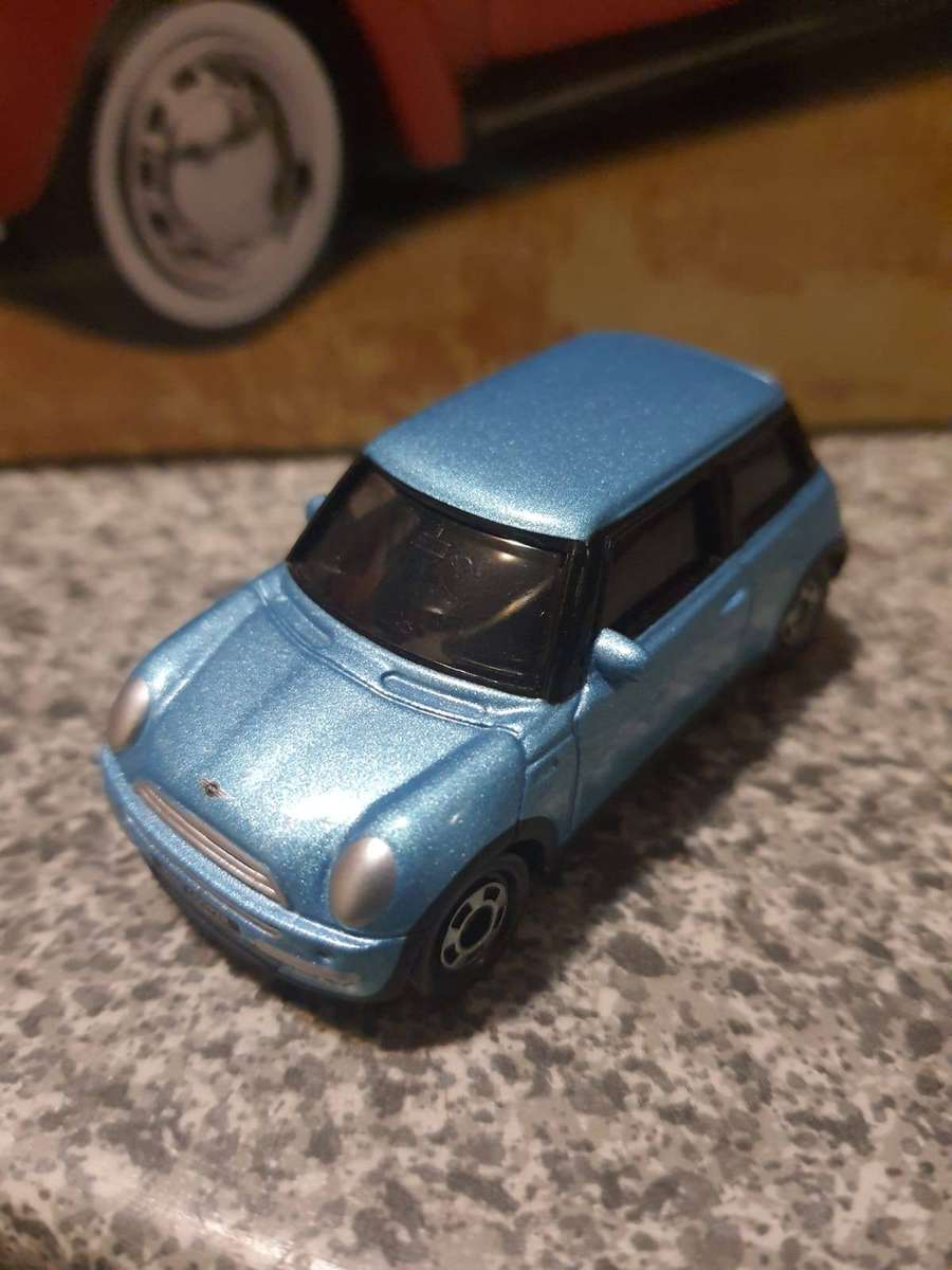 TOMICA MINI COOPER