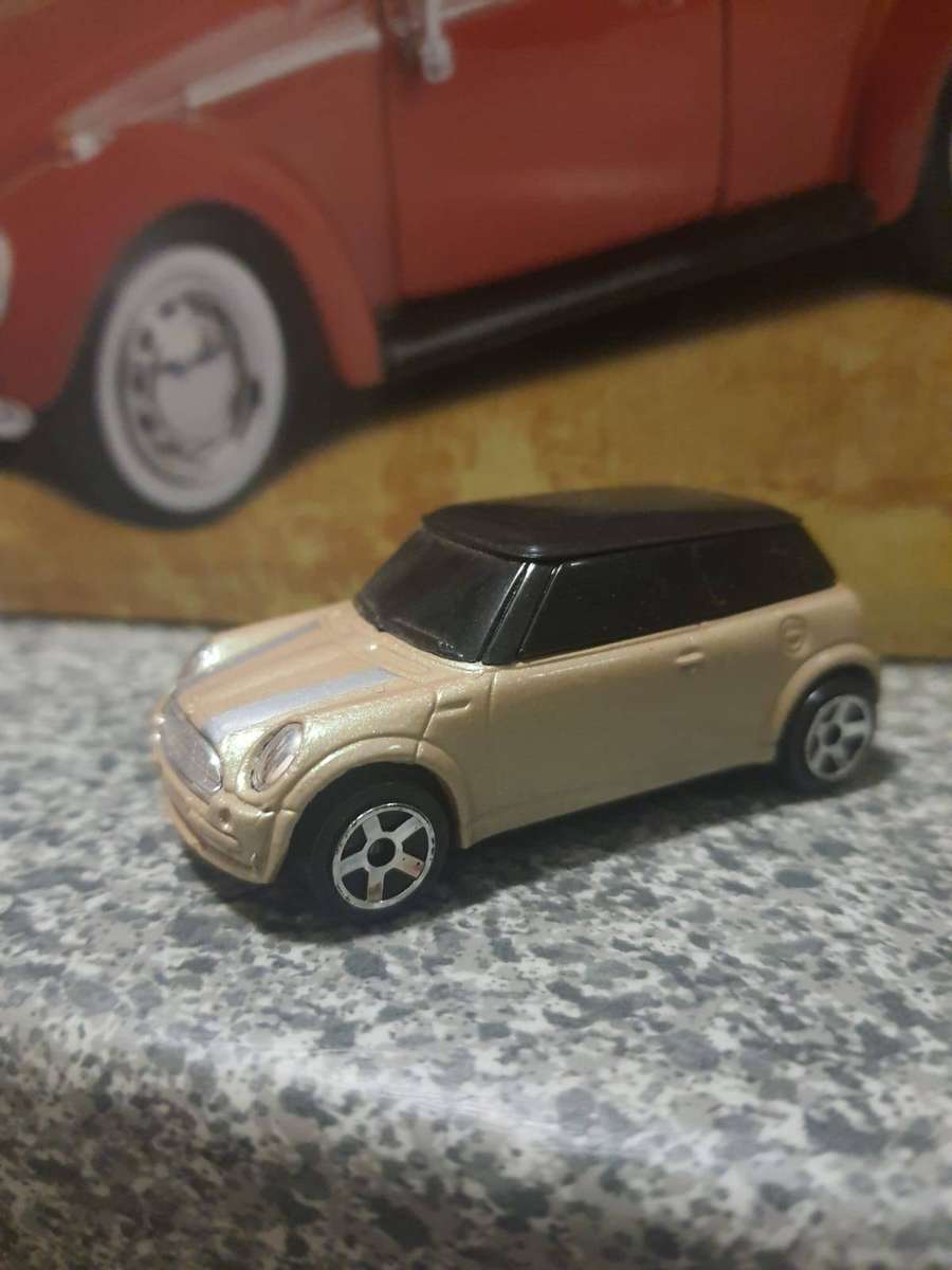 MAJORETTE MINI COOPER