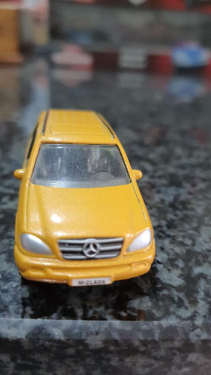 REALTOY MERCEDES BENZ ML (A042)
