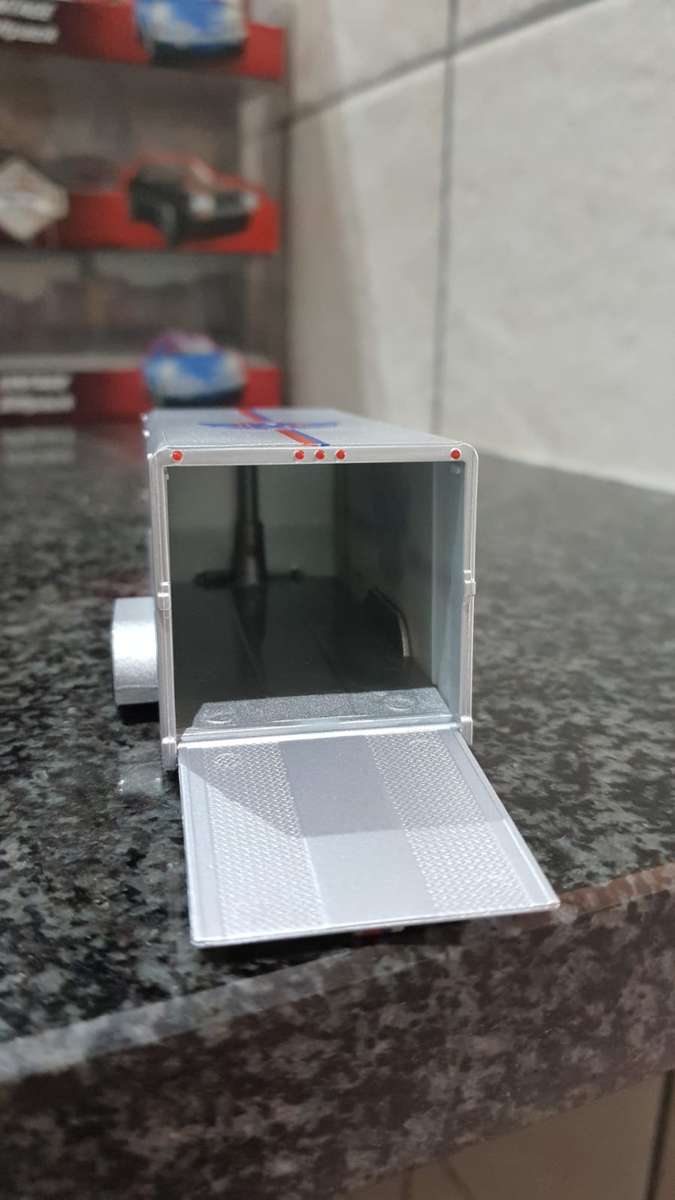 Maisto TEAM HAULER CAR TRAILOR