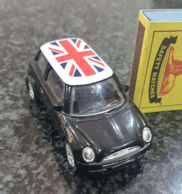 MINI (A008)