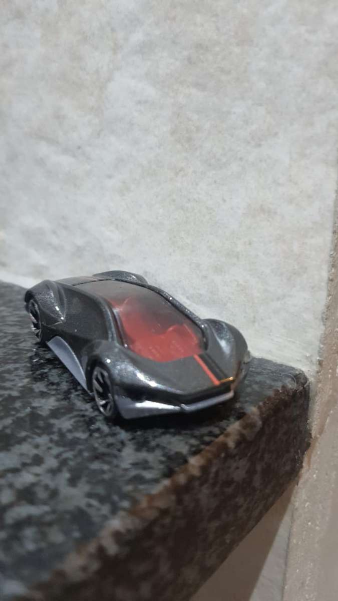 HOTWHEELS EXOTIQUE (A074)