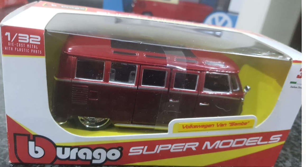 BURAGO VOLKSWAGEN VAN "SAMBA"  1:32
