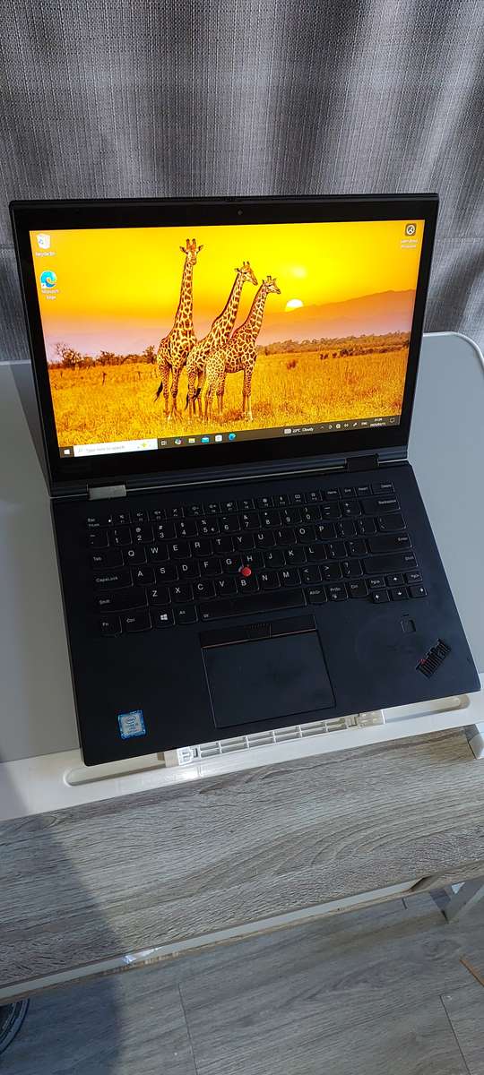 Lenovo ThinkPad X1 Yoga 3rd Gen  Ultimate 2-in-1 Powerhouse with Original Rechargeable Stylus