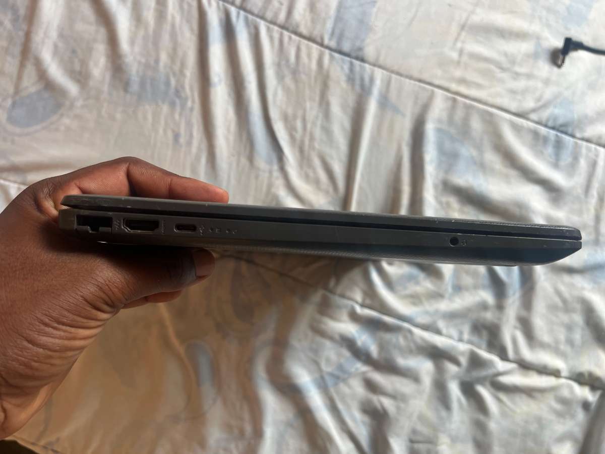 HP 150 G8 Notebook PC