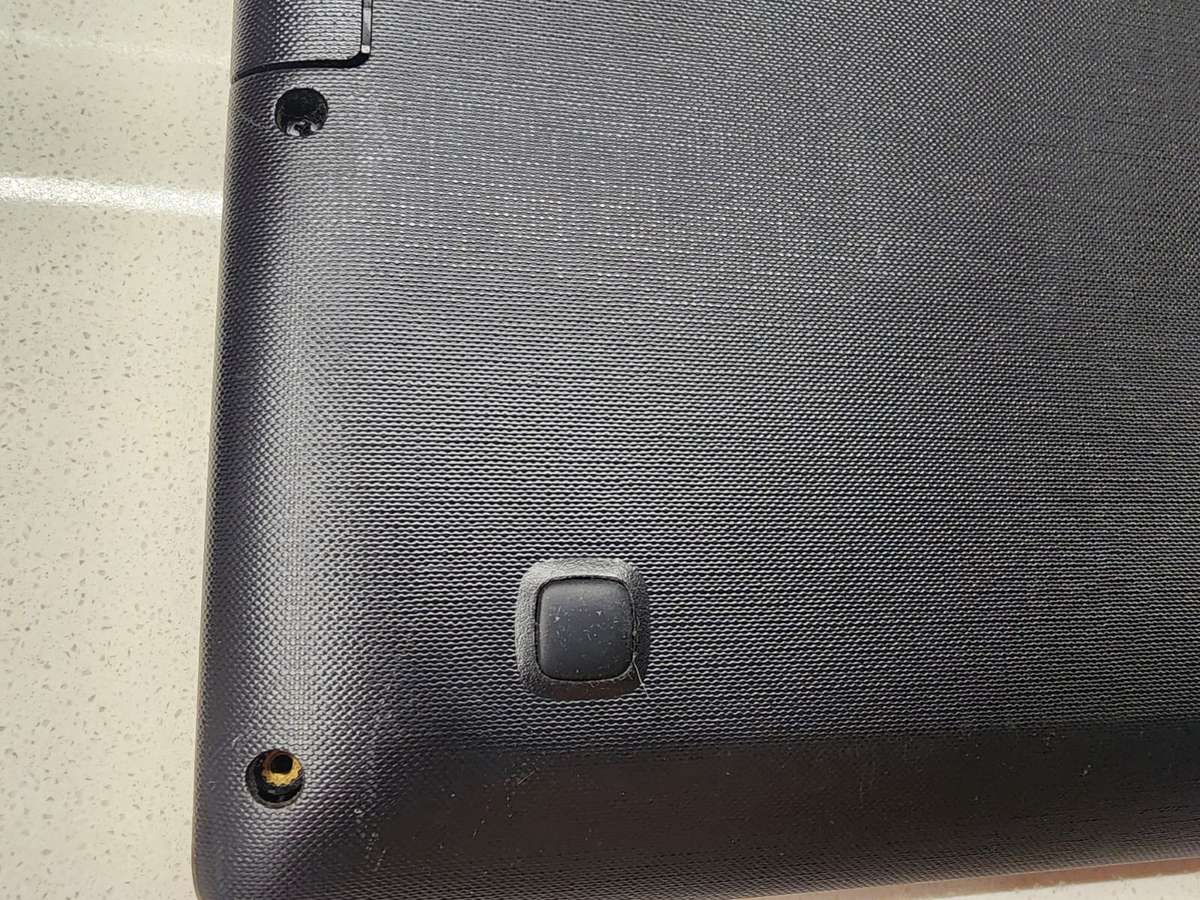 Lenovo ideapad 110 i3 6th Gen Laptop | 4GB RAM | 120GB SSD | Read Important Notes | Sold As-Is