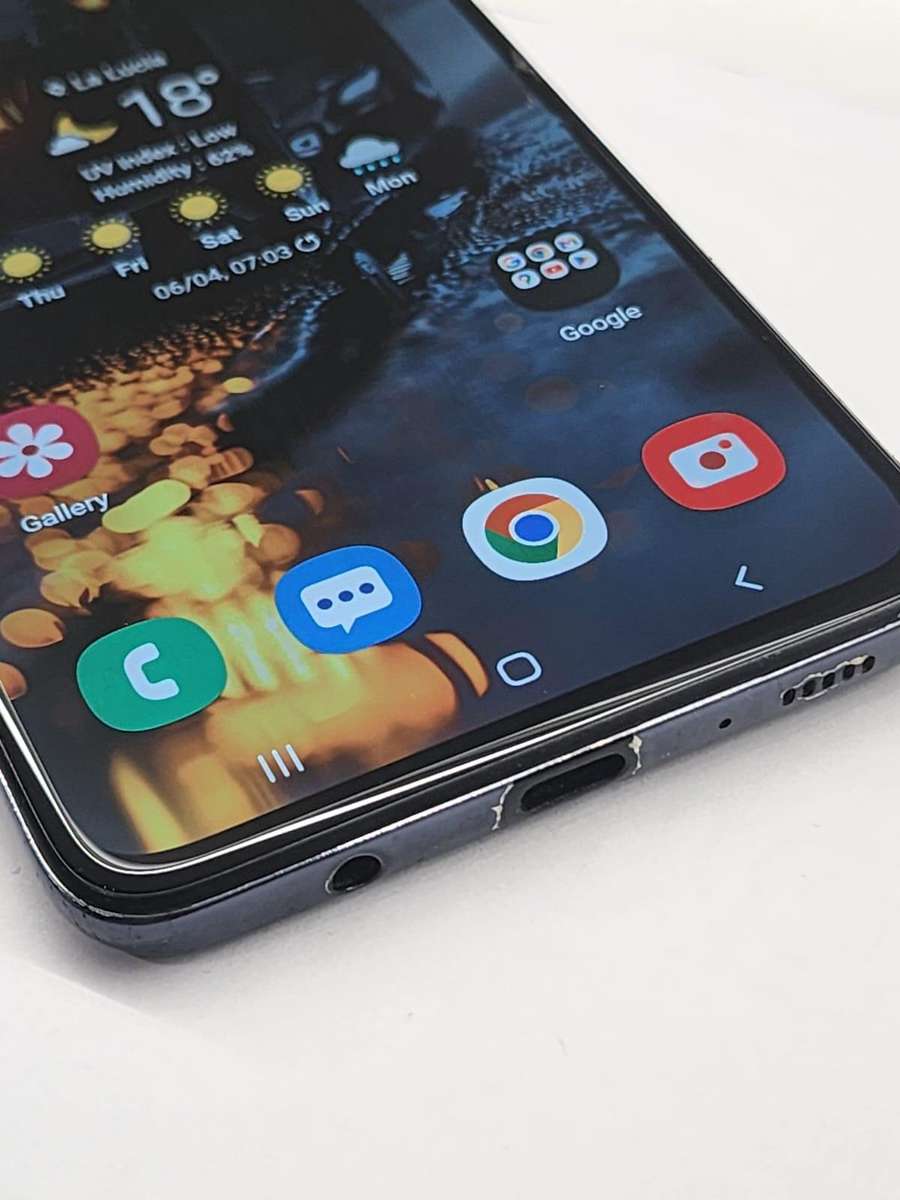 Samsung Galaxy A70 - 128GB | Used | Fully Functional