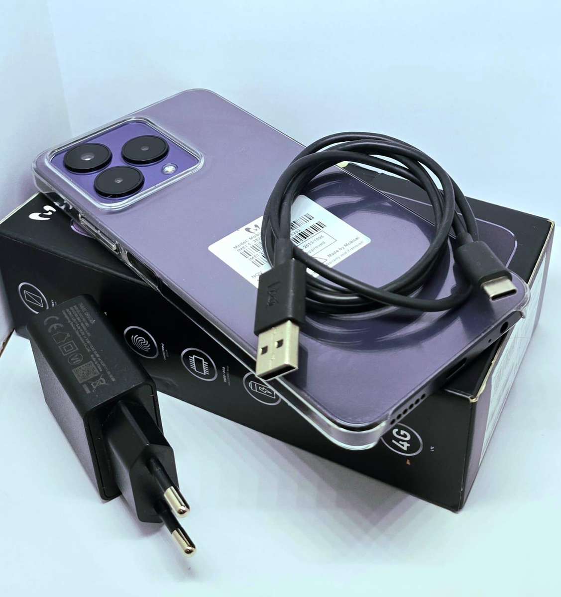 Mobicel IX Plus 128GB 8GB RAM 50MP Camera Boxed Charger Back Case