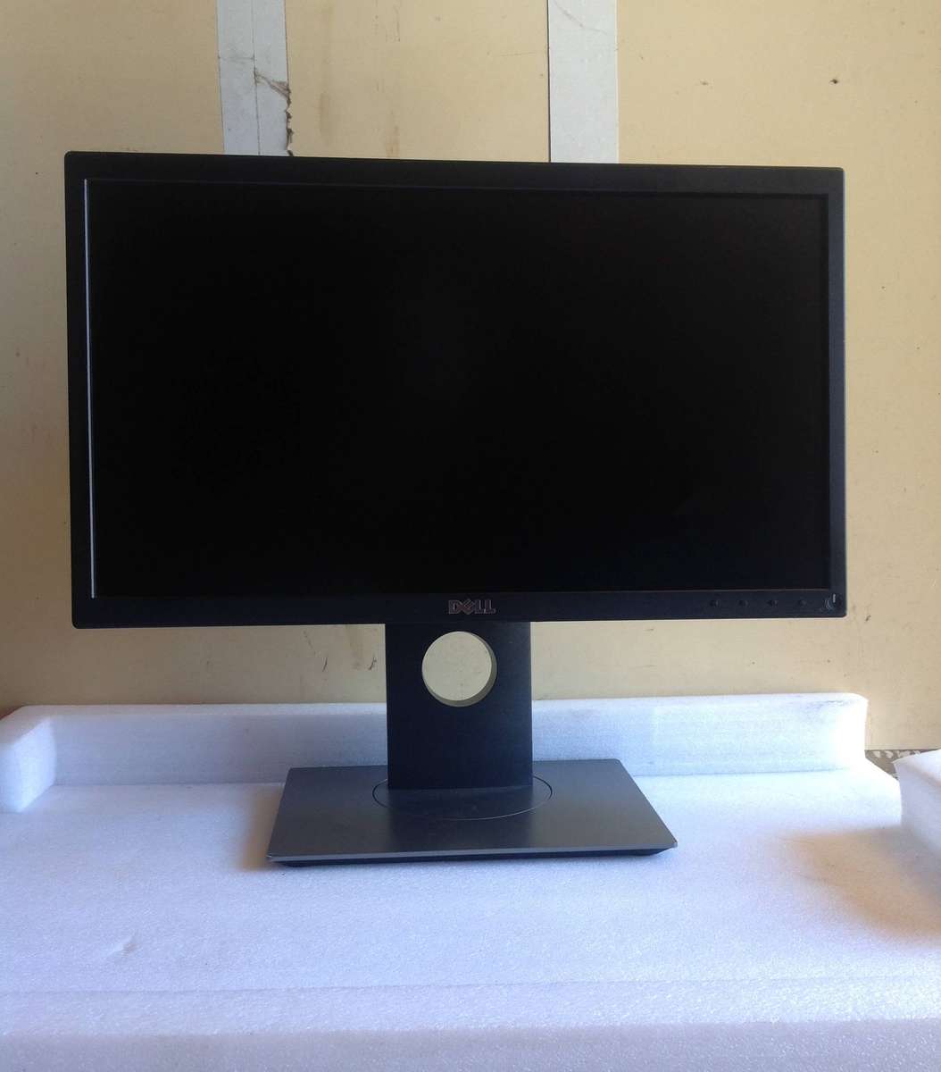 DELL P2017Hc17"W  20' wide HDMI SECOND HAND, FREE POWER CABLE & HDMI CACBLE