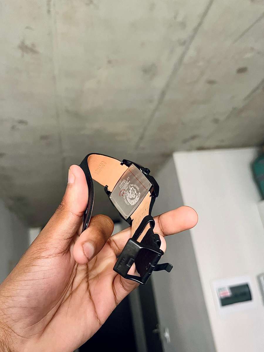 Diesel Bug Out Black Leather Strap Watch DZ1216