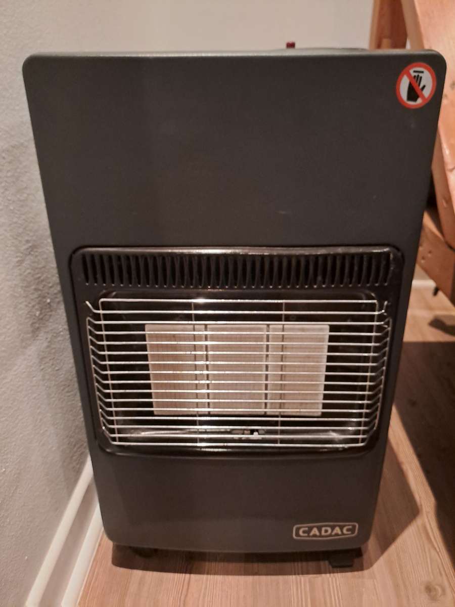 Cadec Gas Heater with Gas Cylinder