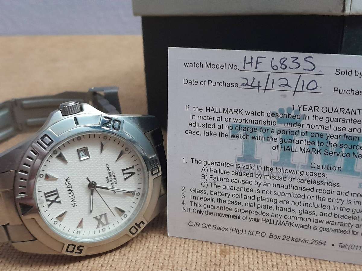 Hallmark Men's Quartz Watch (50m water resistant)