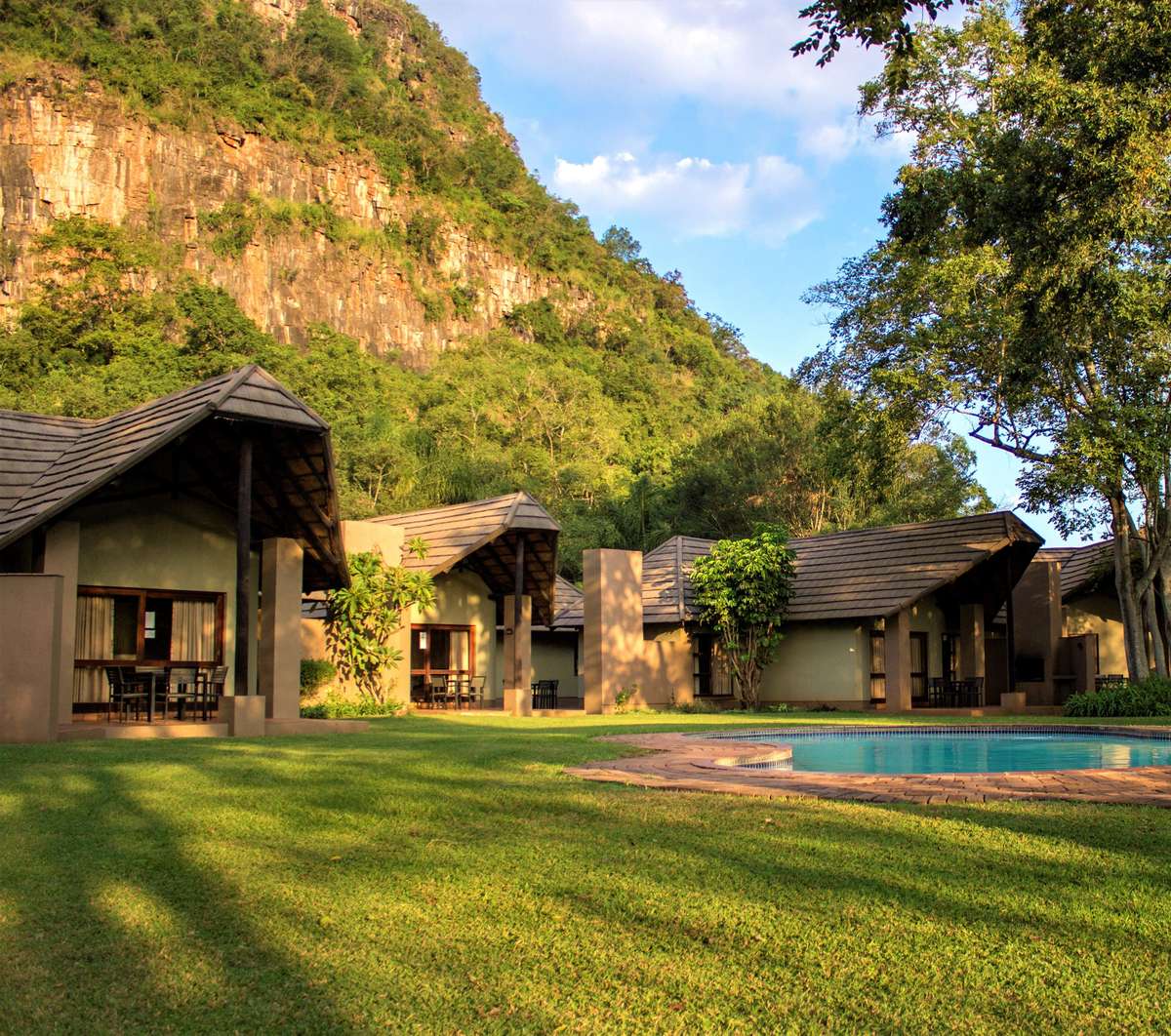 Full week accommodation for 6 people