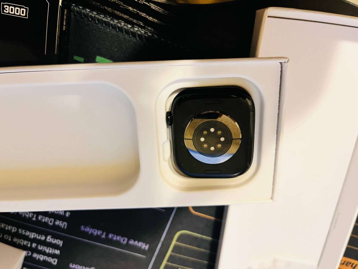 Apple watch 46mm series 10( Brand New)