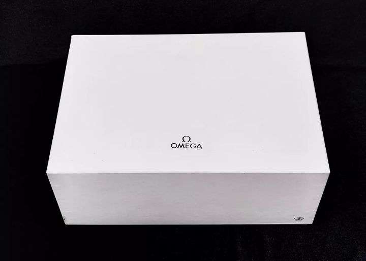 Omega Double Original New Watch Genuine Wood Box Speedmaster