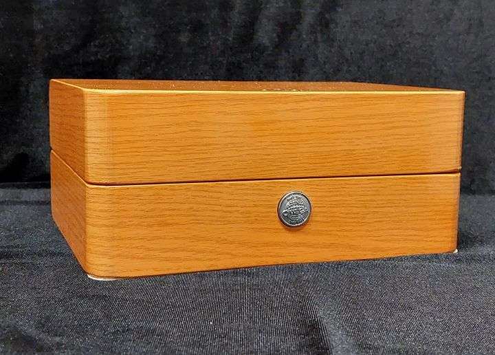 Omega Double Original New Watch Genuine Wood Box Speedmaster