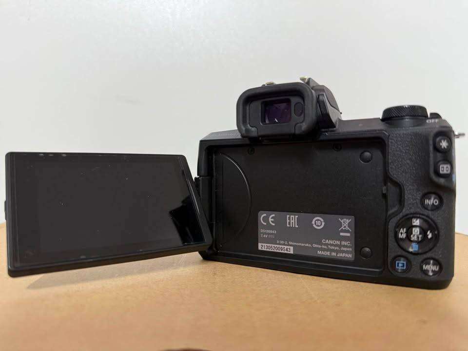 Canon EOS M50 Mark II Camera Body ( 24.1 Megapixel / 4K / WiFi / Bluetooth )