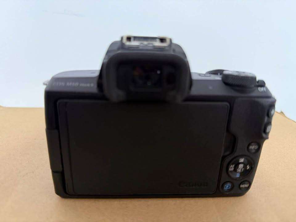 Canon EOS M50 Mark II Camera Body ( 24.1 Megapixel / 4K / WiFi / Bluetooth )