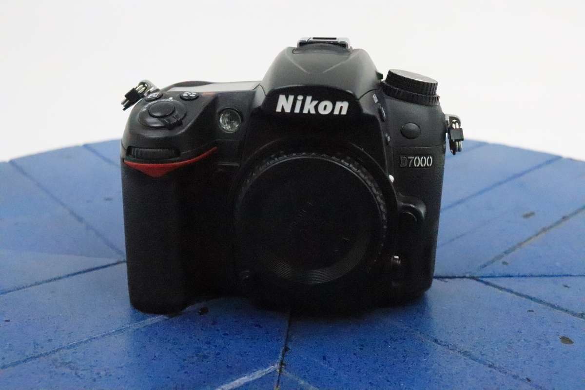 Nikon D7000 DSLR Camera Body