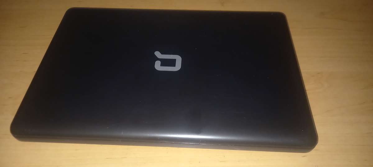 COMPAQ laptop