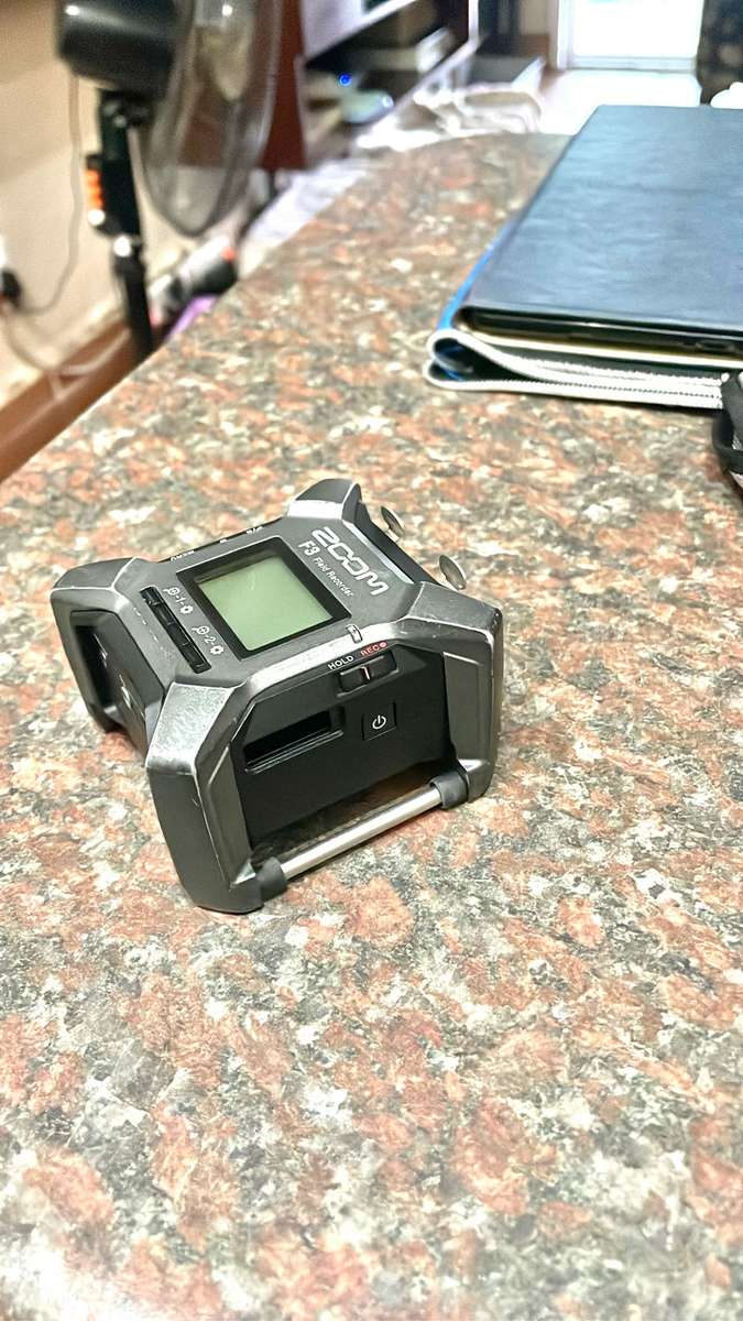 Zoom F-3 Audio Recorder
