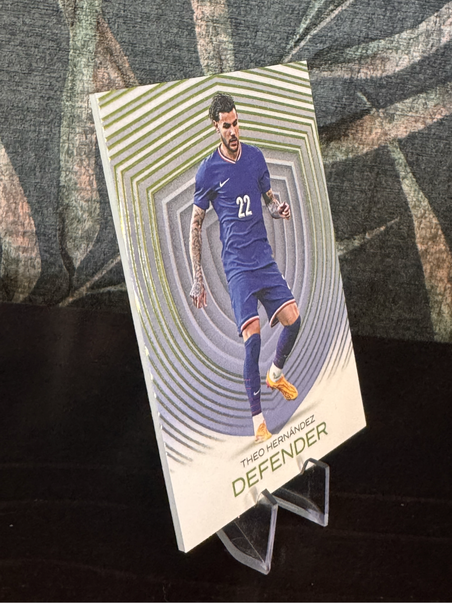 2024 Futera Incredible - Theo Hernandez Defender 05/22 - France