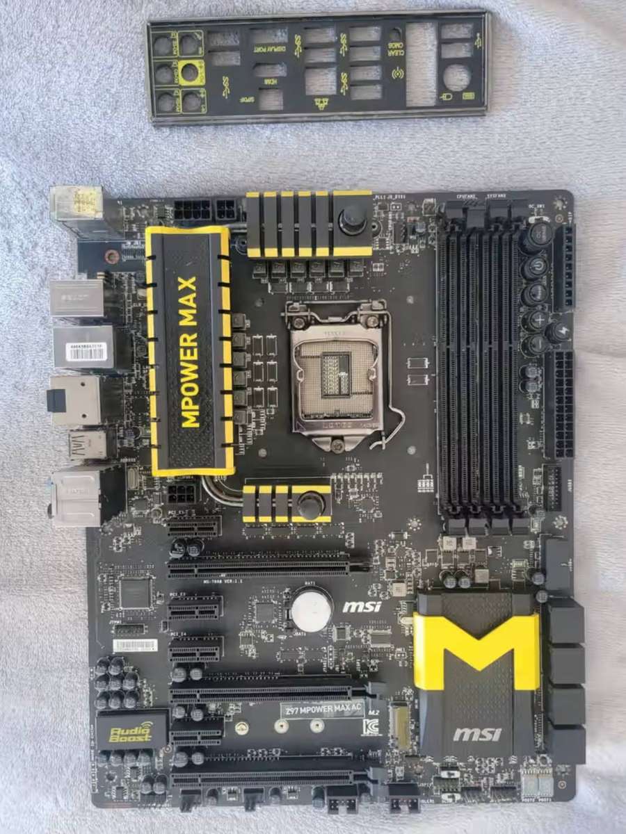MSI Z97 MPower MAX - Gaming Motherboard 4-Ram Slots! Faulty Mosfets!