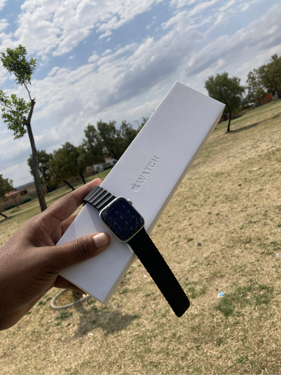 Apple Watch Series 6